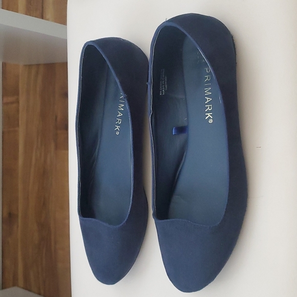 Navy Blue Flats - Picture 3 of 6